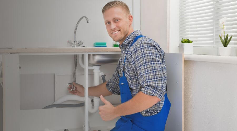 Burst Pipe Emergency Service in Earlton, NY